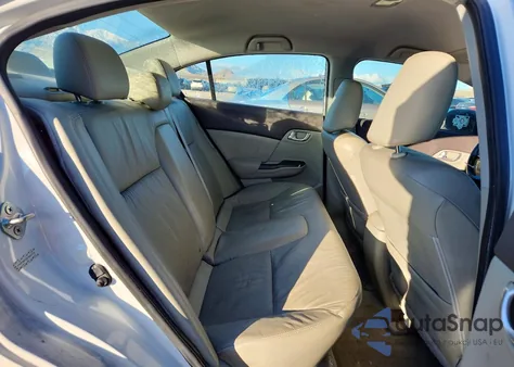 2012 Honda Civic Hybrid L from USA, damaged, VIN JHMFB4F33CS007772